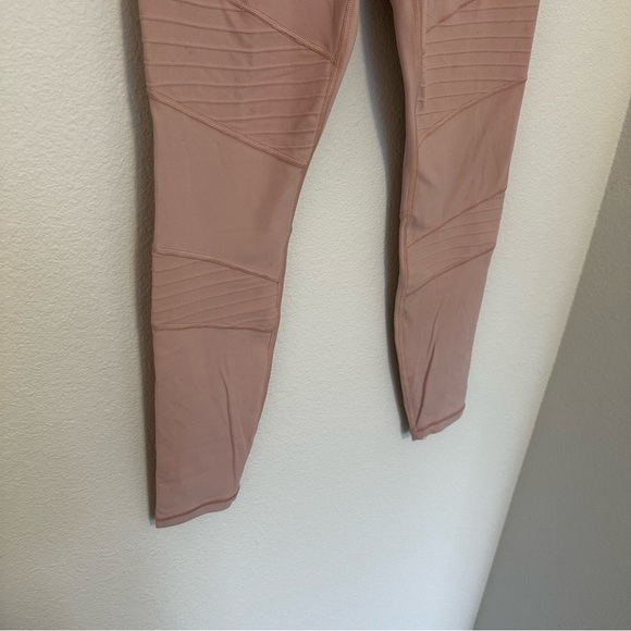 Athleta Inclination Moto Leggings High Rise Pale Pink Color Size Small Women’s - Picture 6 of 9